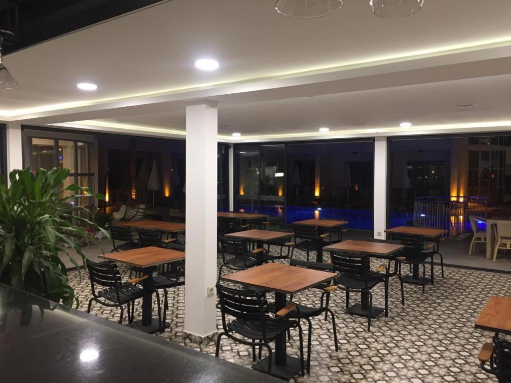 Hotel Felizya Kemer Exterior photo